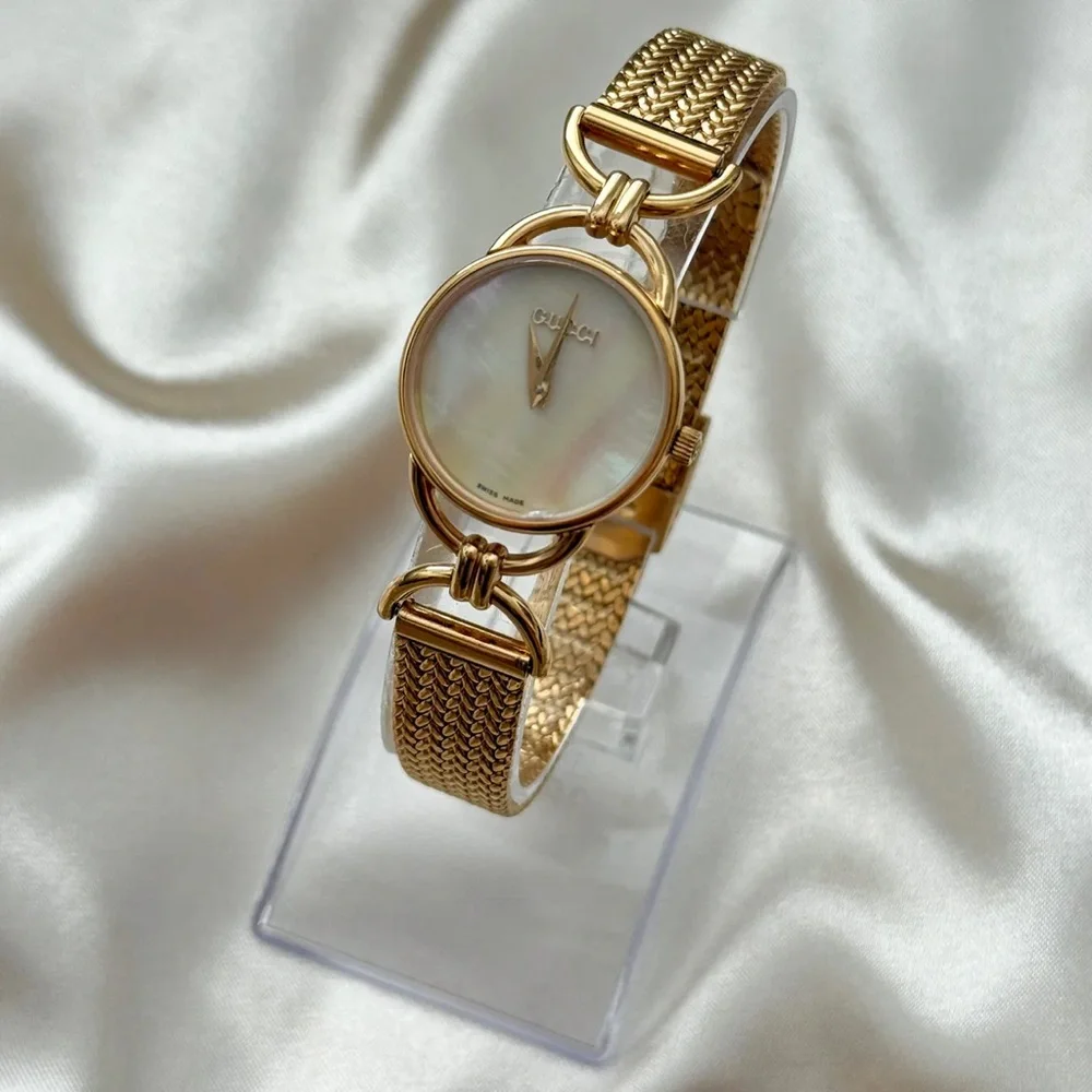 AUTHENTIC VINTAGE GUCCI MOTHER-OF-PEARL GOLD WATCH